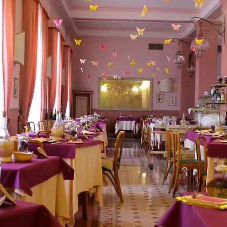 Croce Di Savoia ヴァッロンブローザ